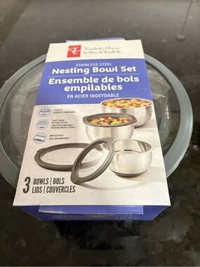 Stainless Steel Nesting Bowl Set with Gray Lids - 3 Pack